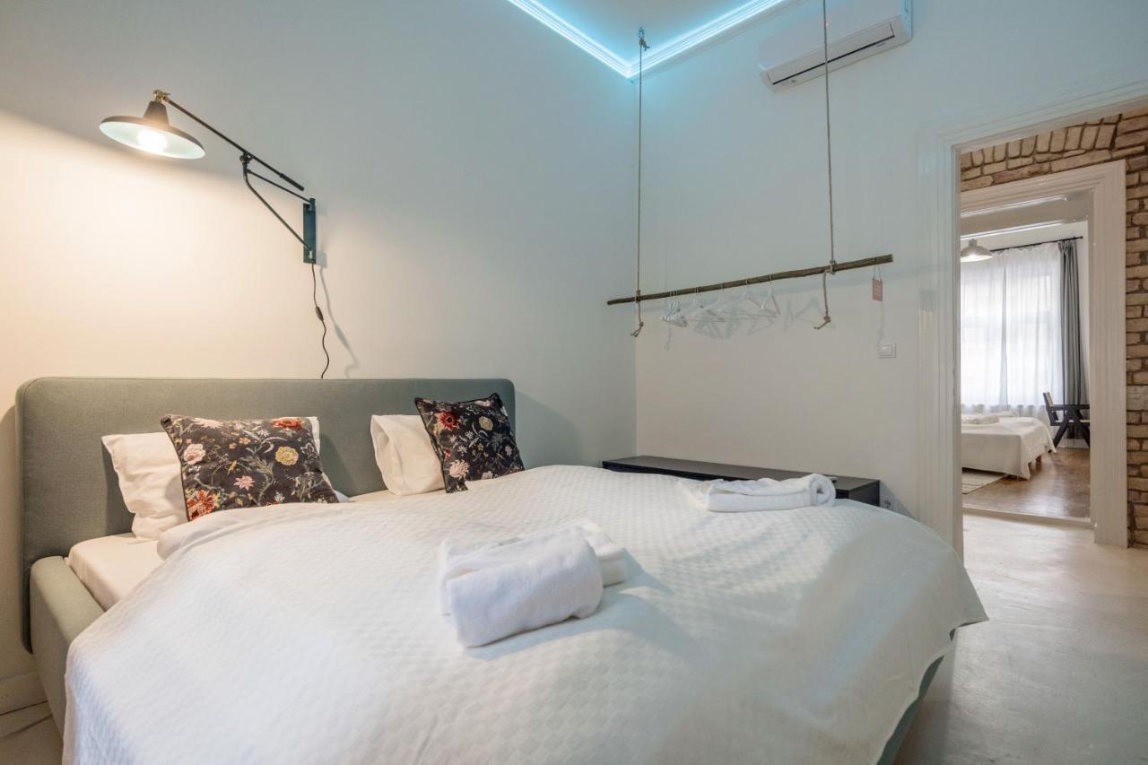 בודפשט Sunshine Sprint Luxury Apartment מראה חיצוני תמונה