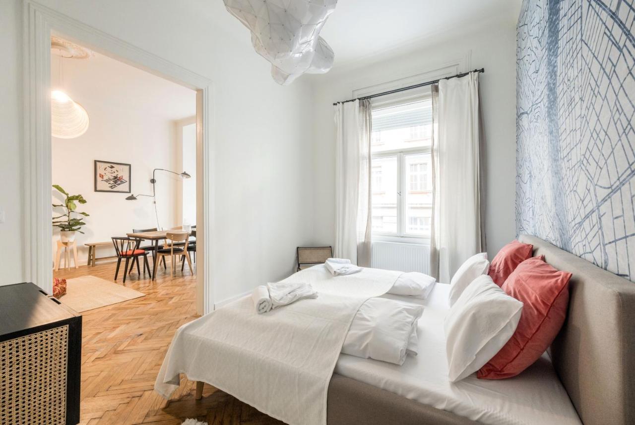 בודפשט Sunshine Sprint Luxury Apartment מראה חיצוני תמונה